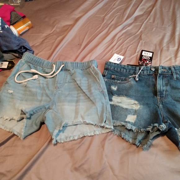 Brand new shorts - Picture 5 of 5